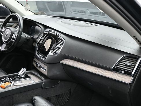 Used 2021 Volvo XC90 T8 Inscription w/ Protection Package Premier image 37