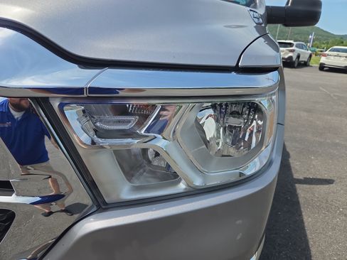 Used 2022 RAM 1500 Big Horn AWD/4WD image 10