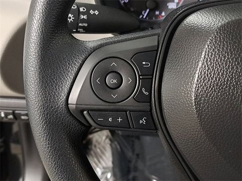 Used 2025 Toyota Corolla LE w/ Convenience Package image 24