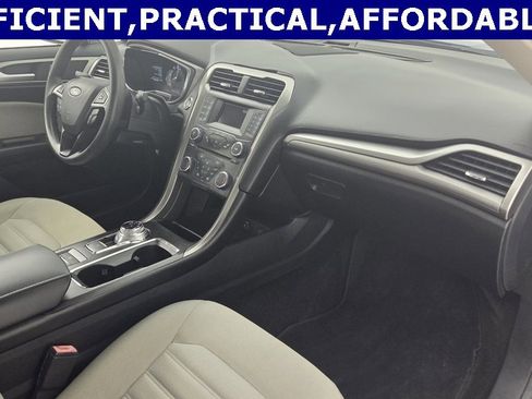 Used 2018 Ford Fusion S image 23