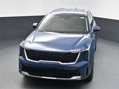 New 2026 Kia Sorento S image 13