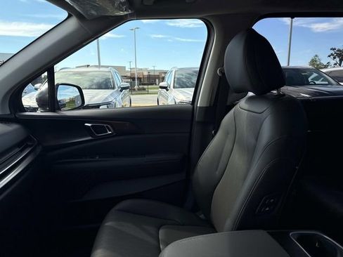 New 2026 Kia Carnival SX FWD image 18