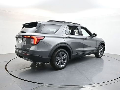 New 2026 Ford Explorer Active AWD/4WD image 7