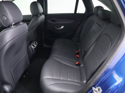 Used 2022 Mercedes-Benz GLC 300 GLC 300 image 21