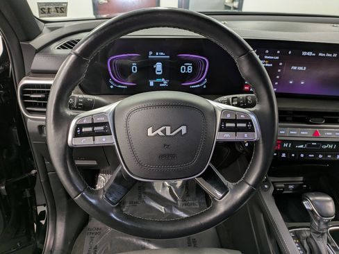 Used 2023 Kia Telluride EX X-Line image 18