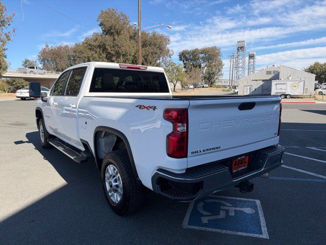 Used 2025 Chevrolet Silverado 2500 LT w/ Convenience Package AWD/4WD image 10