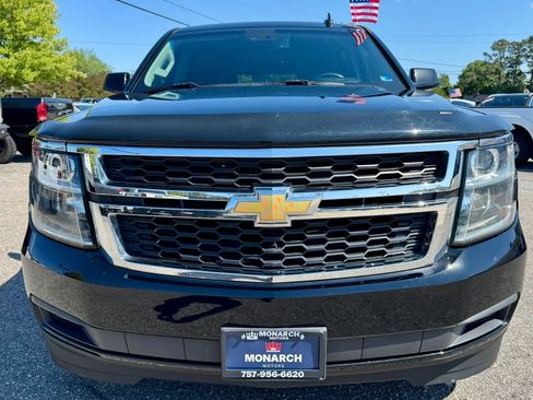 Used 2018 Chevrolet Suburban LT AWD/4WD image 8