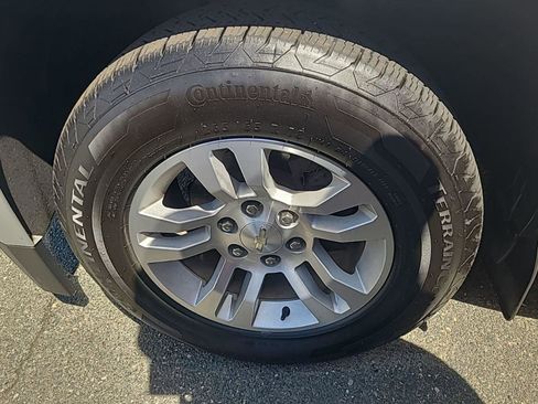 Used 2019 Chevrolet Tahoe LT image 9