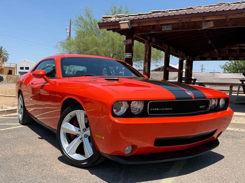 Used 2009 Dodge Challenger SRT8 w/ SRT Option Group II RWD image 2