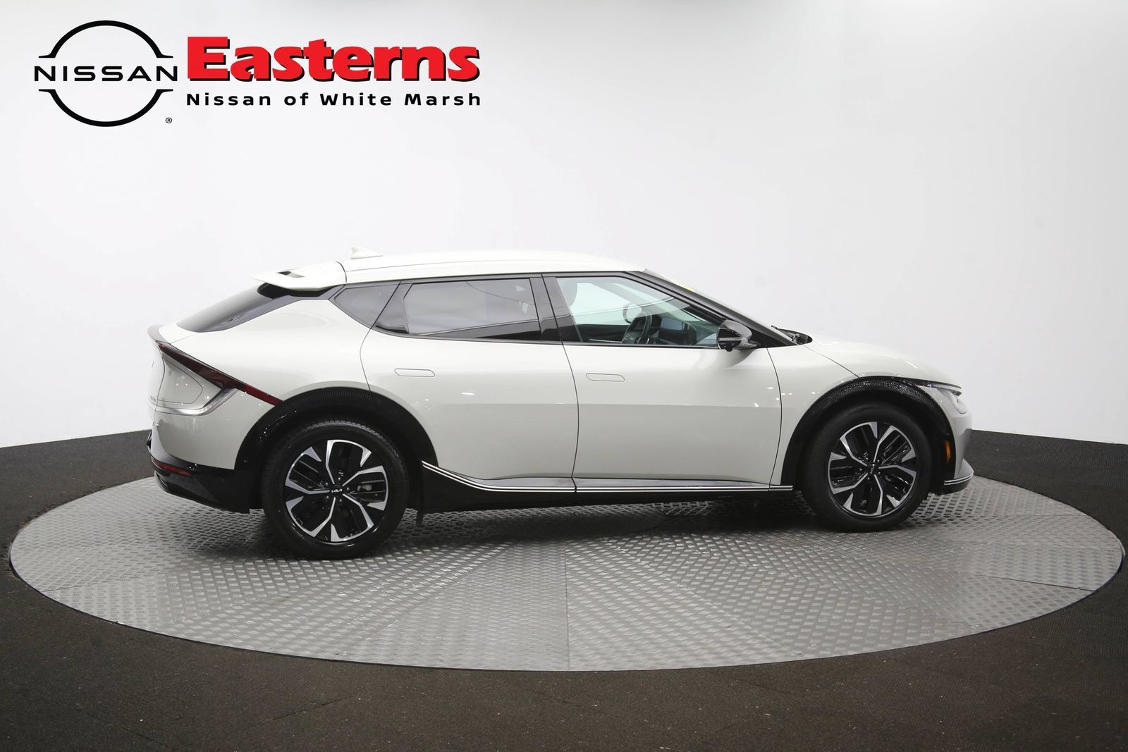 Used 2022 Kia EV6 Wind w/ Wind Technology Package AWD/4WD image 41