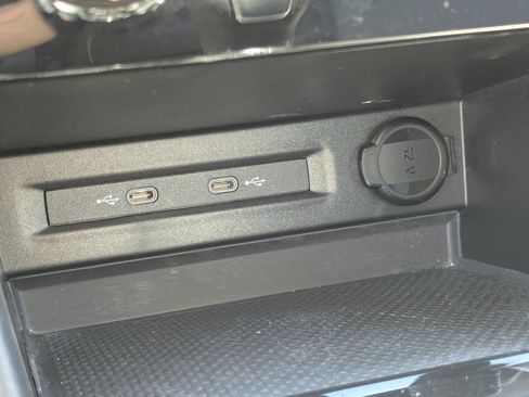Certified 2024 Volkswagen Taos S AWD/4WD image 22
