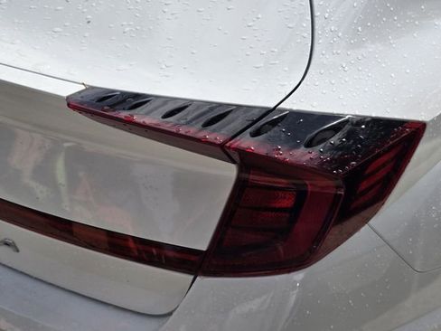 Used 2023 Hyundai Sonata SE FWD image 9