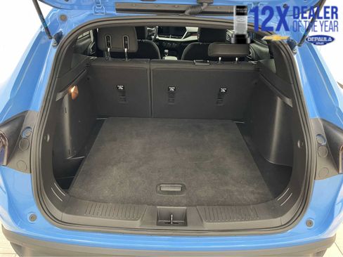 Certified 2024 Chevrolet Trax RS w/ Driver Confidence Package FWD image 11