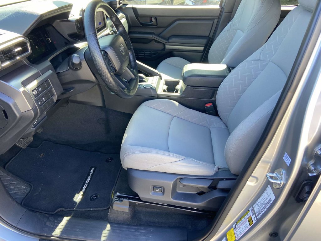 Used 2025 Toyota Tacoma SR5 RWD image 16
