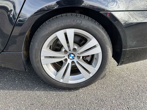 Used 2010 BMW 528i Sedan image 26