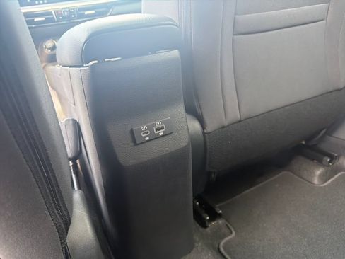 Used 2026 Nissan Kicks SV w/ SV Premium Package FWD image 33