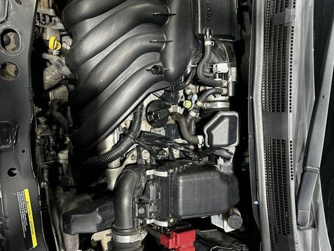 Used 2016 Nissan Versa SV FWD image 36