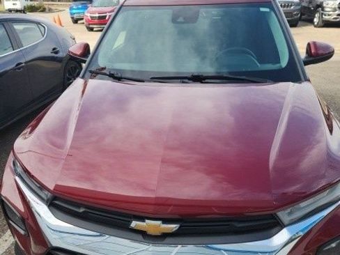 Used 2023 Chevrolet TrailBlazer LT image 1