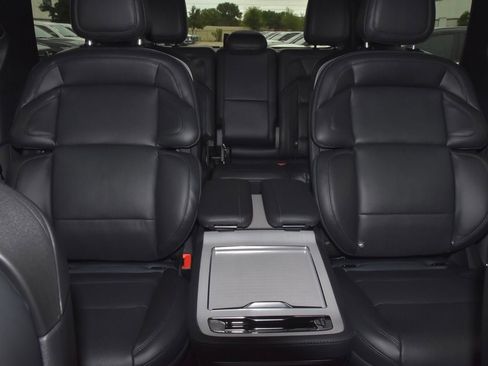 New 2026 Lincoln Navigator Reserve AWD/4WD image 22