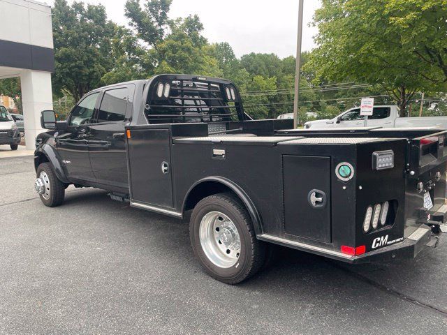 Used 2025 RAM 4500 4x4 Crew Cab DRW w/ Laramie Trim Package image 2