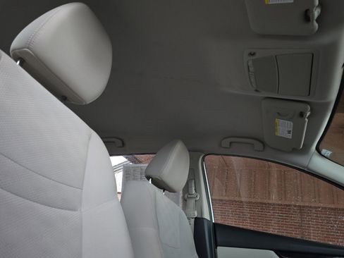 Used 2017 Nissan Rogue Sport SV image 22