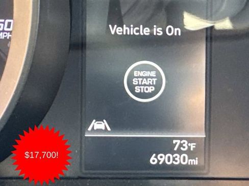 Used 2023 Hyundai Elantra SEL w/ Cargo Package image 20