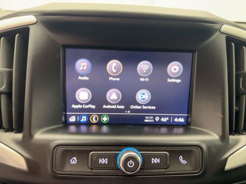 Used 2024 GMC Terrain SLE w/ Driver Convenience Package image 22