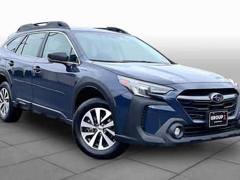Used 2025 Subaru Outback image 3
