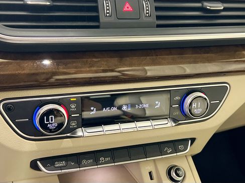 Used 2018 Audi Q5 2.0T Premium image 27