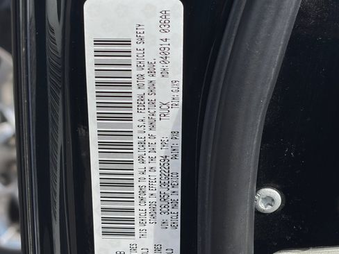 Used 2014 RAM 2500 Laramie w/ HD Snow Plow Prep Group image 31