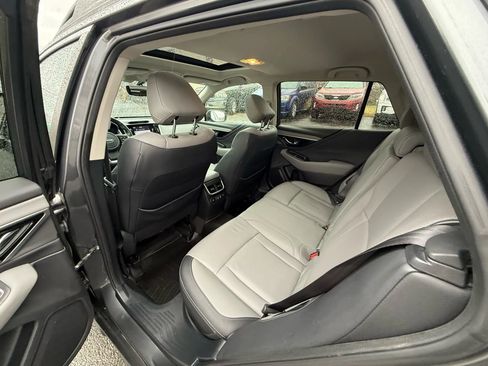 Used 2021 Subaru Outback Limited image 31