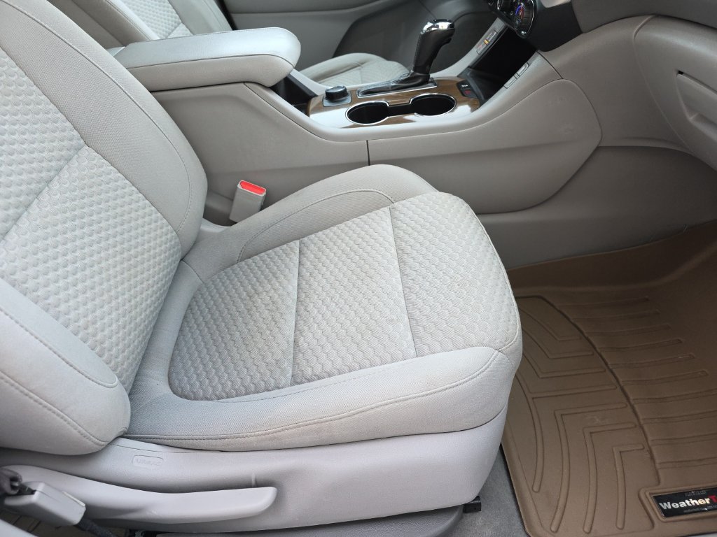 Used 2018 GMC Acadia SLE FWD image 25