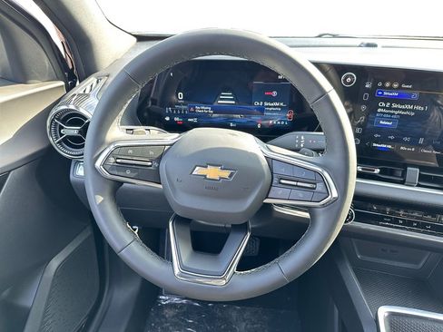 New 2026 Chevrolet Equinox LT image 12