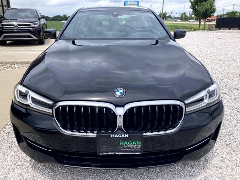 Used 2022 BMW 530i xDrive w/ Premium Package AWD/4WD image 3