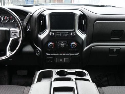 Used 2019 Chevrolet Silverado 1500 RST AWD/4WD image 11