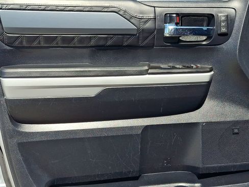 Certified 2019 Toyota Tundra Platinum AWD/4WD image 16