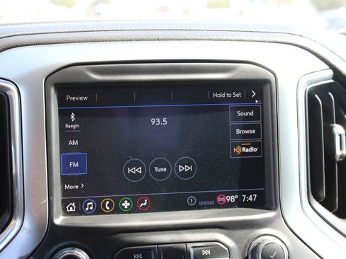 Used 2020 Chevrolet Silverado 1500 LT w/ Texas Edition AWD/4WD image 15