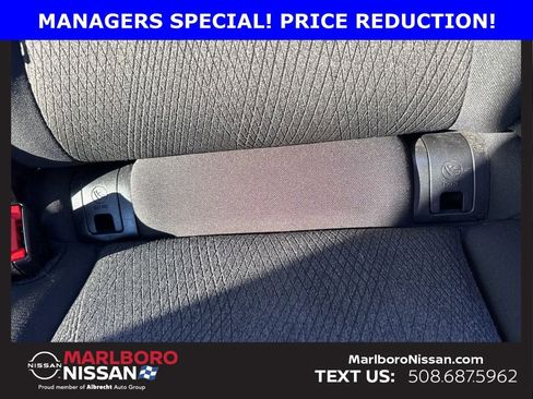 Certified 2024 Nissan Rogue SV image 18