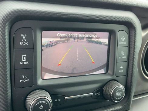 Used 2020 Jeep Wrangler Unlimited Sport S AWD/4WD image 23