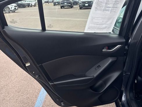 Used 2014 MAZDA MAZDA3 i Touring w/ Technology Package FWD image 23