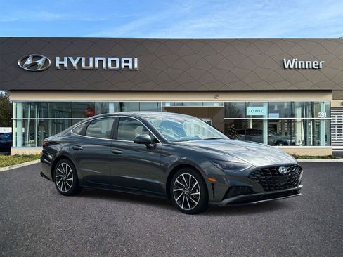 Used 2023 Hyundai Sonata Limited FWD image 5