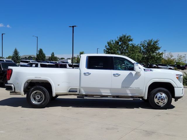 Used 2020 GMC Sierra 3500 Denali w/ Denali Ultimate Package AWD/4WD image 2