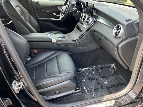 Used 2022 Mercedes-Benz GLC 300 4MATIC image 14