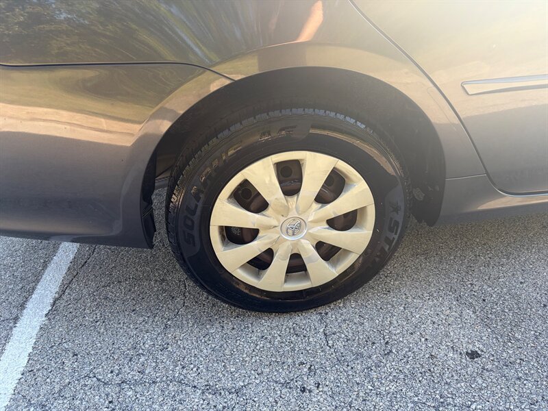 Used 2010 Toyota Corolla LE w/ All Weather Guard Pkg FWD image 27