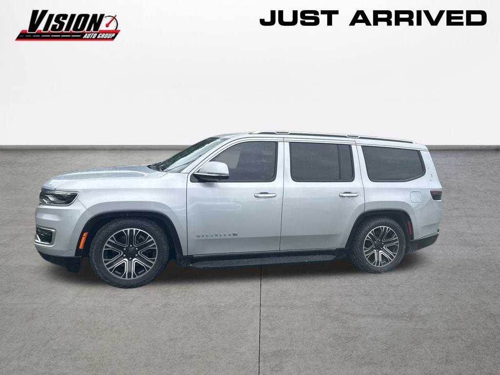 Used 2022 Jeep Wagoneer Series III w/ Convenience Group I AWD/4WD image 2