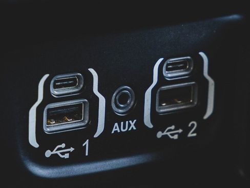 Used 2022 RAM 3500 Laramie image 7