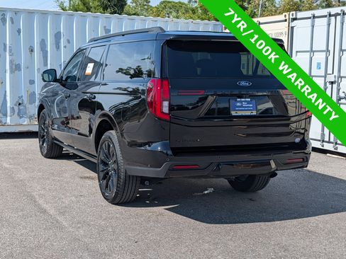 Used 2025 Ford Expedition Max Platinum w/ Stealth Appearance Package AWD/4WD image 6