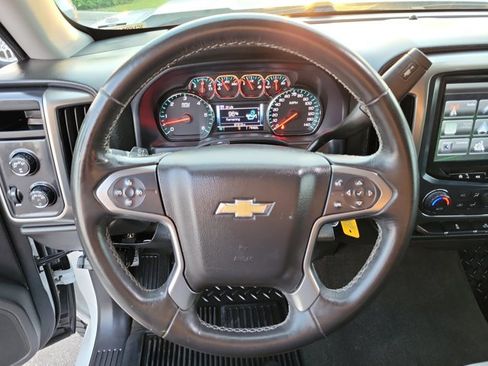 Used 2018 Chevrolet Silverado 1500 LT w/ All Star Edition image 28