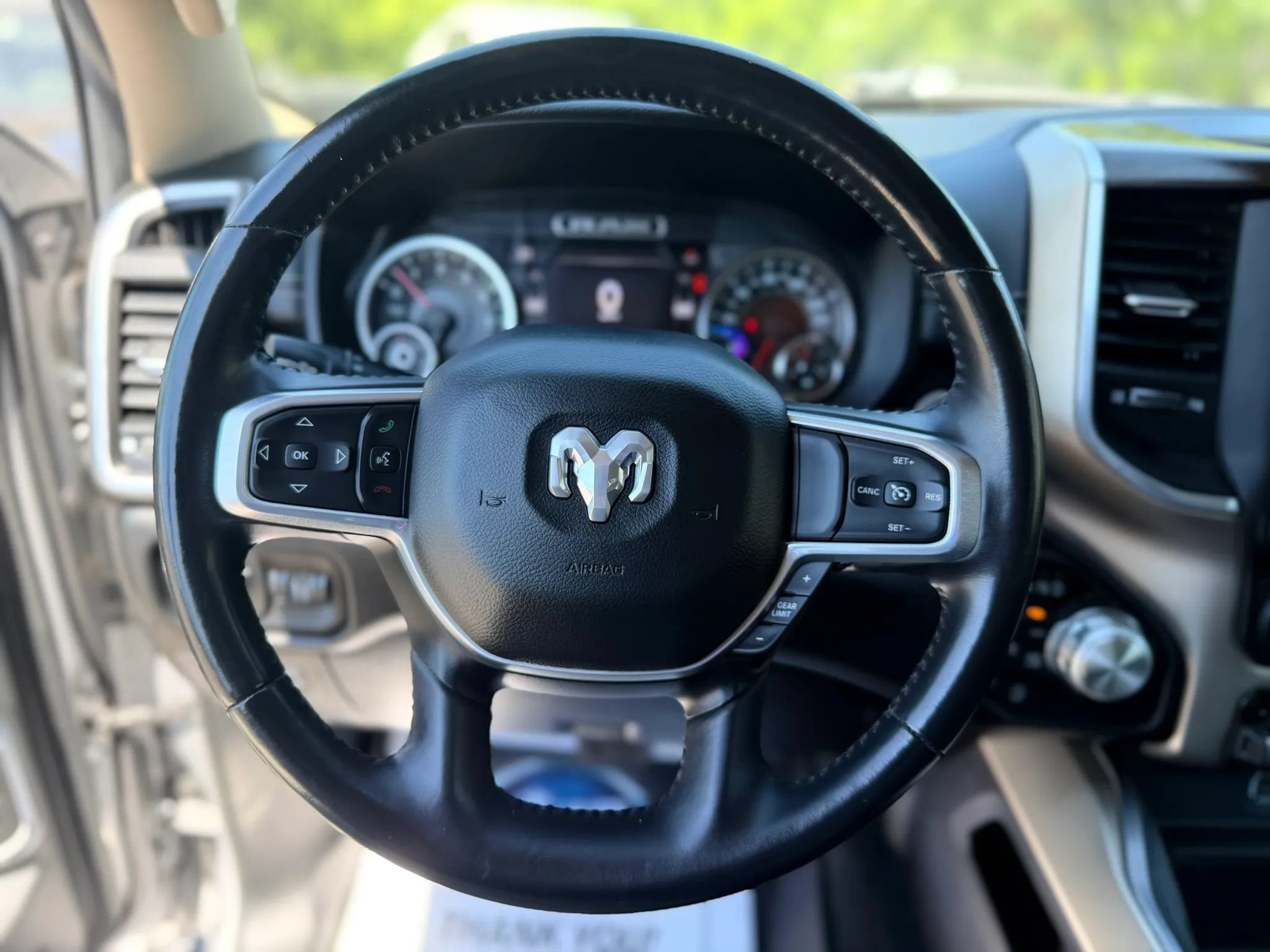 Used 2021 RAM 1500 Laramie AWD/4WD image 38
