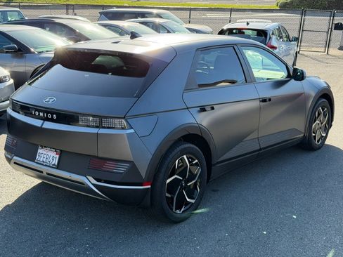 Used 2023 Hyundai Ioniq 5 SEL image 5